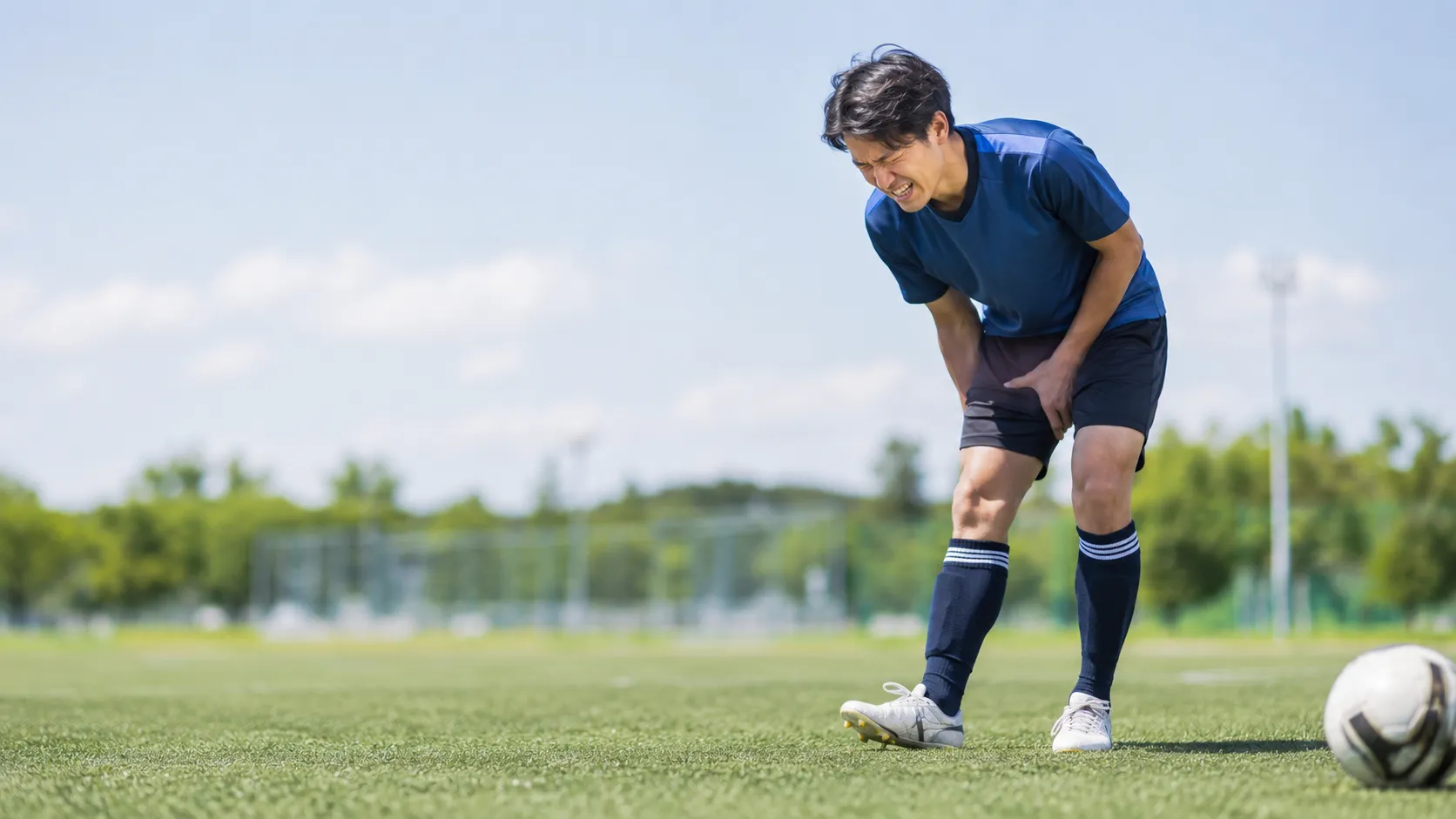 鼠径部痛症候群（グロインペイン）とは？スポーツ中の股関節・足の付け根の痛みを西宮の整形外科が解説